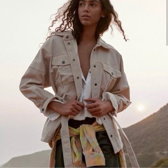 Free People Clyde Shirt Jacket Belted Beige Long Women L $168 - Picture 1 of 15